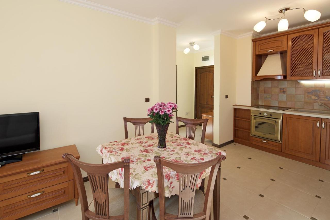 Mars Apartments In Tryavna Beach Complex Sveti Vlas Cameră foto